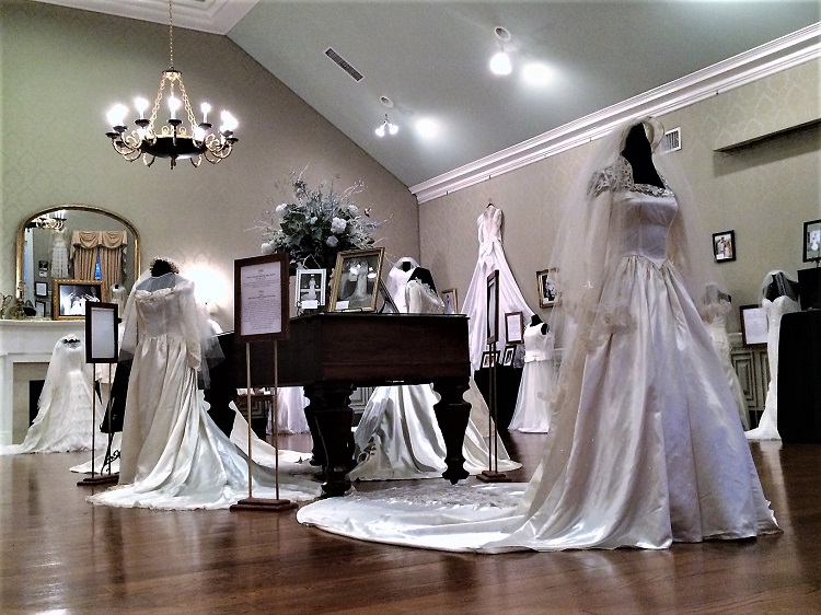 Wedding Dresses At Oaklands Mansion NOW Thru 3 3 19 Rutherford County Tennessee Historical Society